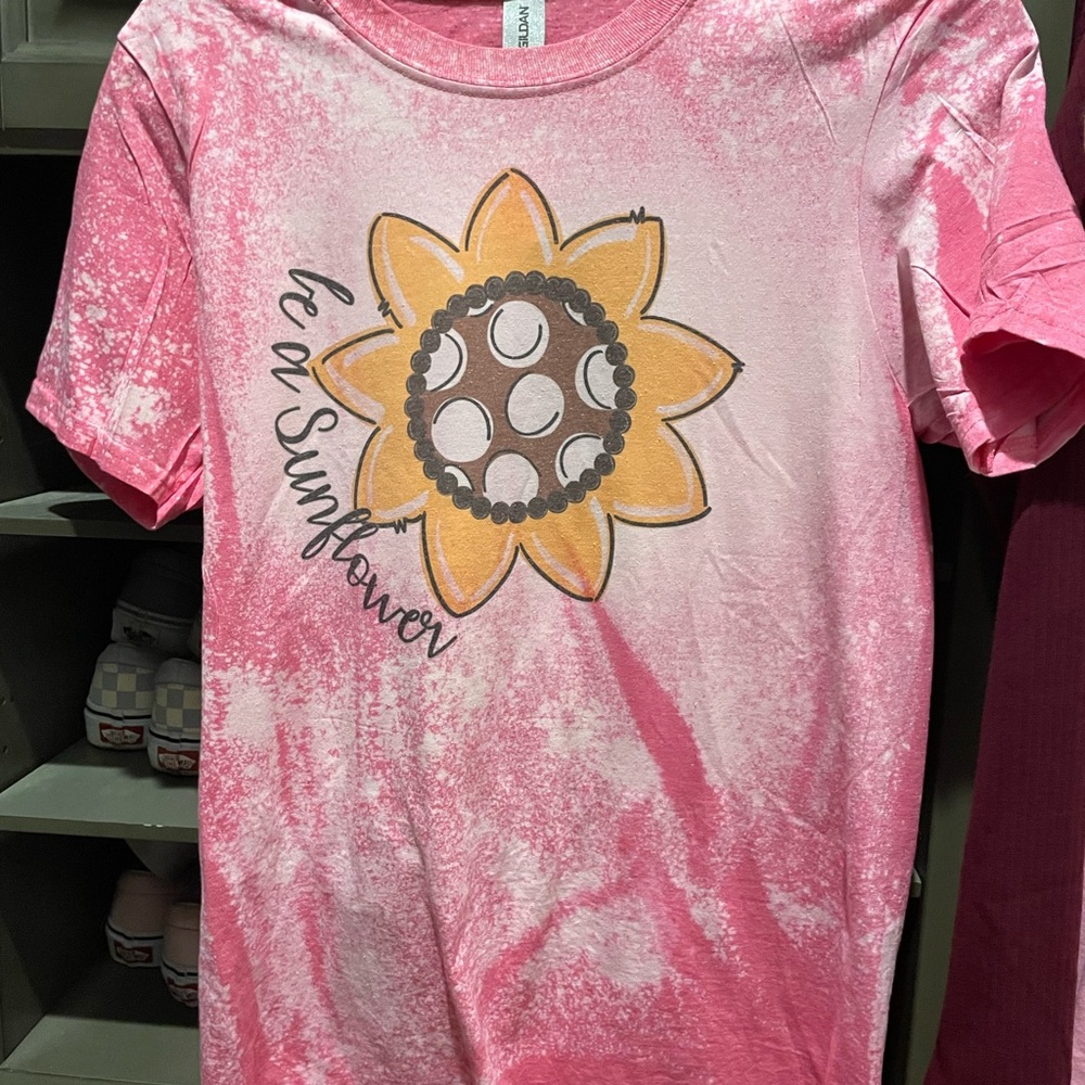 Sunflower tee